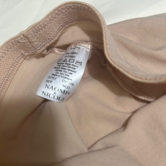 Tan High-Waisted Bike Shorts with Seamless Finish - Picture 5 of 7